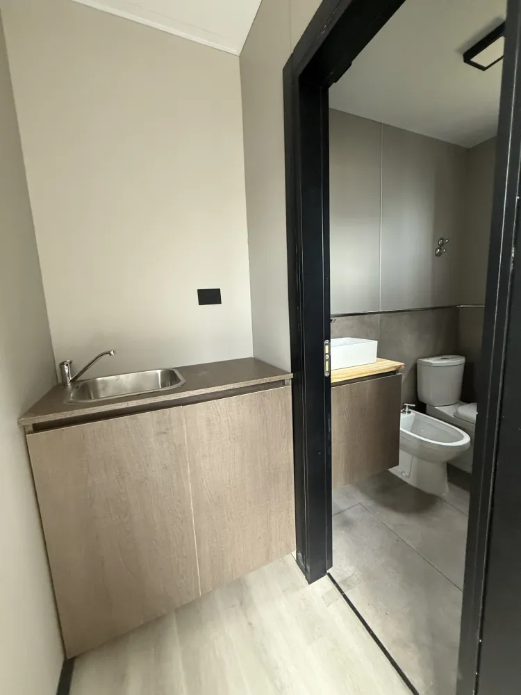Oficina modular de 15 m² con baño